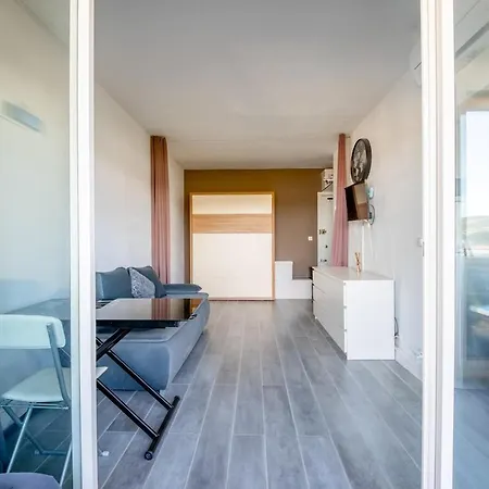 Appartement Studio, Vue Et Du Solarium
